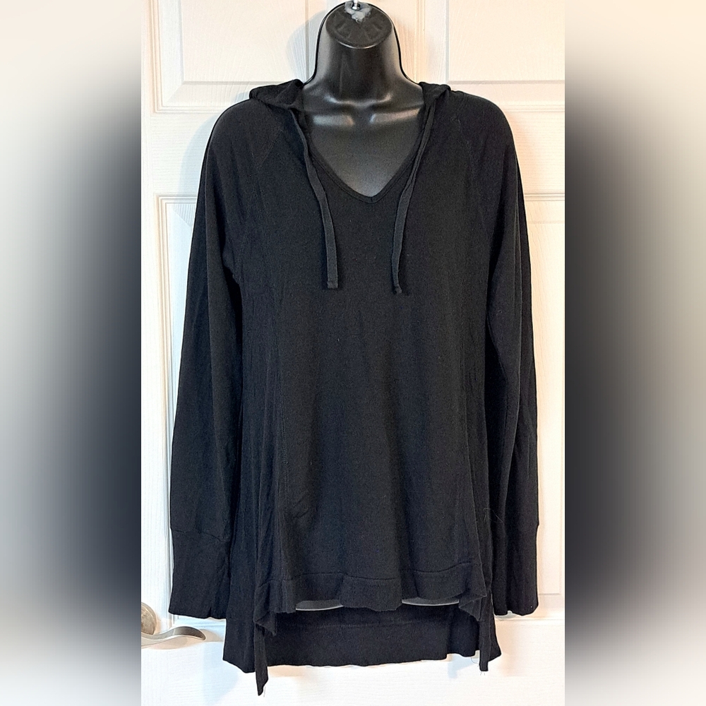 Cable & Gauge Black Hooded Pullover Top